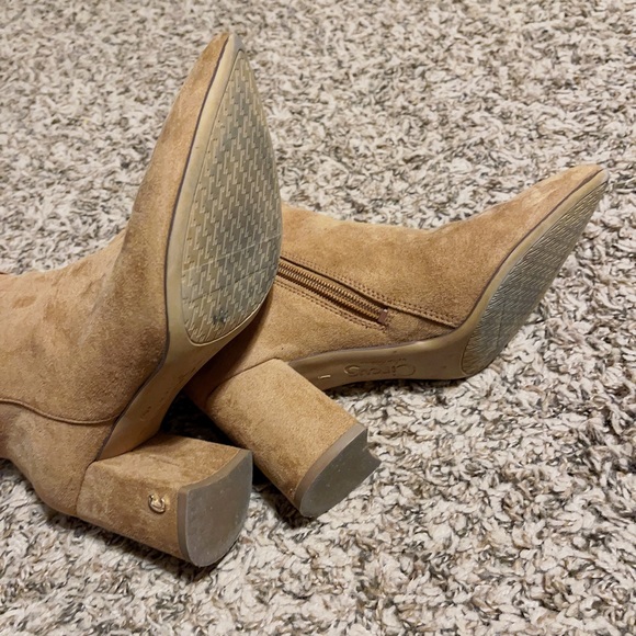 Cute Circus brown booties - Picture 2 of 3